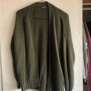 Olive green Sweater cardigan size L